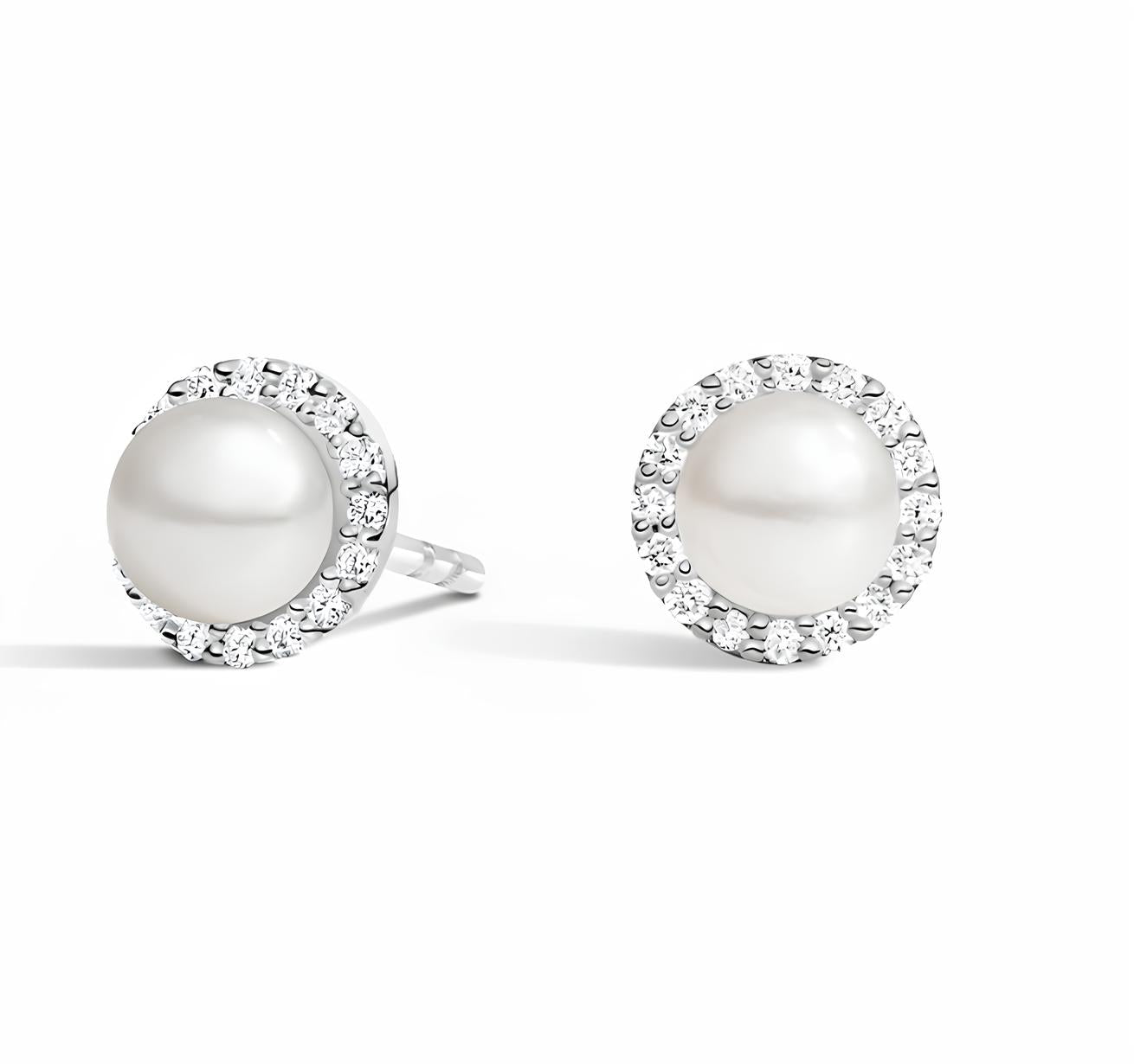 0,07 Karat E Renk Pırlanta Küpe